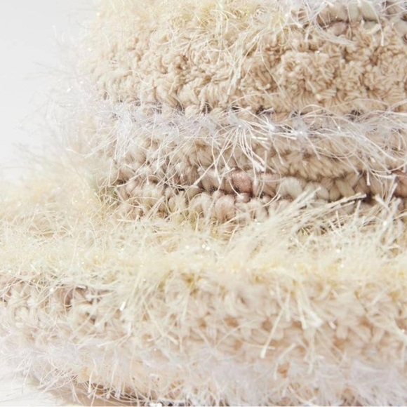 Urban Outfitters Multi Fuzzy Crochet Bucket Hat Beige NWOT OS - Picture 3 of 7